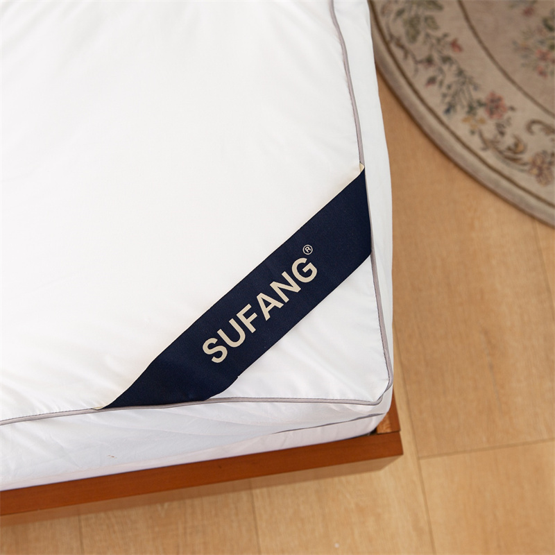 ตรวจสอบผ้านวมไมโครไฟเบอร์ที่นอนท็อปเปอร์ผ้า Downproof 40s ตรวจสอบผ้านวมไมโครไฟเบอร์ที่นอนท็อปเปอร์ผ้า Downproof 40s