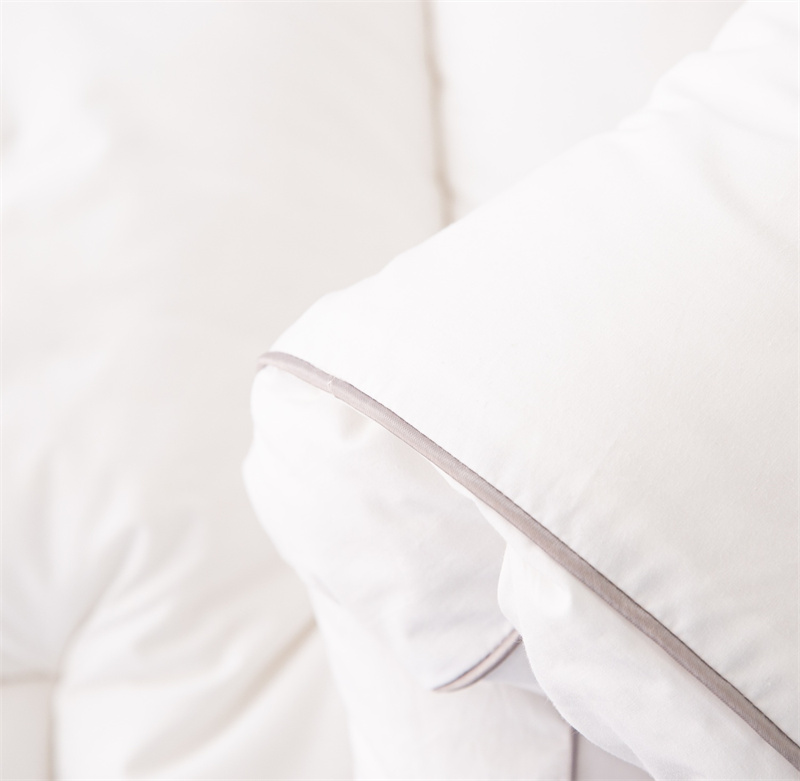 ท็อปเปอร์ที่นอนไมโครไฟเบอร์ขนาดควีนไซส์ 5 ซม. 7 ซม. สูง 10 ซม ท็อปเปอร์ที่นอนไมโครไฟเบอร์ขนาดควีนไซส์ 5 ซม. 7 ซม. สูง 10 ซม