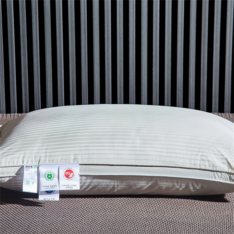 หมอนไส้เป็ดสามชั้น หมอนผ้าต่วน หมอนไส้เป็ดสามชั้น หมอนผ้าต่วน