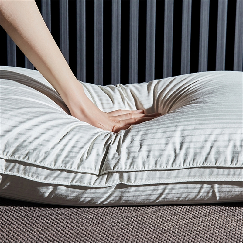 หมอนไส้เป็ดสามชั้น หมอนผ้าต่วน หมอนไส้เป็ดสามชั้น หมอนผ้าต่วน