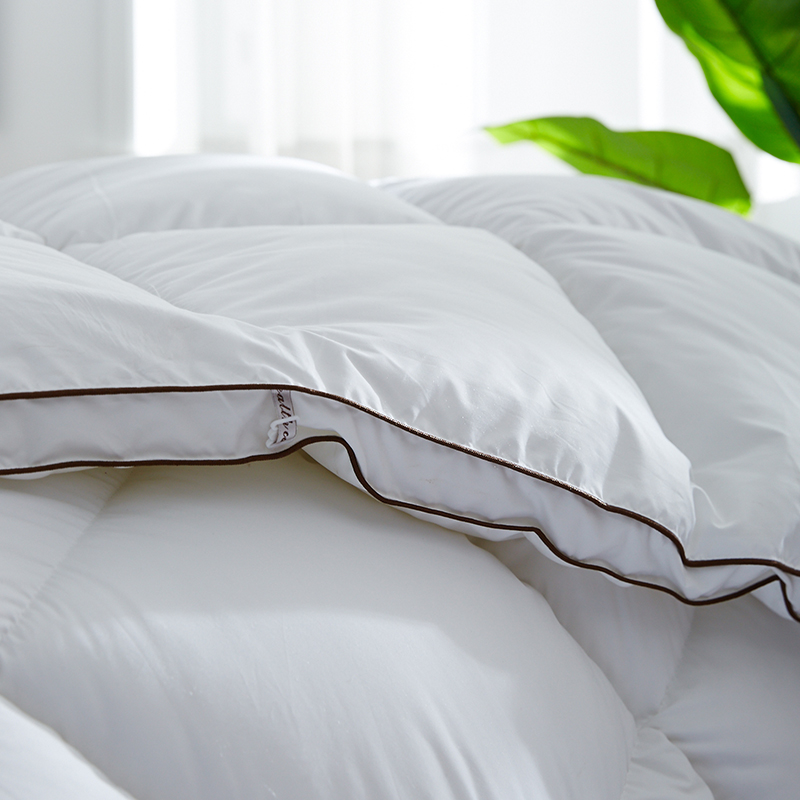 ผ้านวมขนเป็ดนุ่มอุ่นพร้อมท่อผ้าฝ้าย 100% ผ้านวมขนเป็ดนุ่มอุ่นพร้อมท่อผ้าฝ้าย 100%