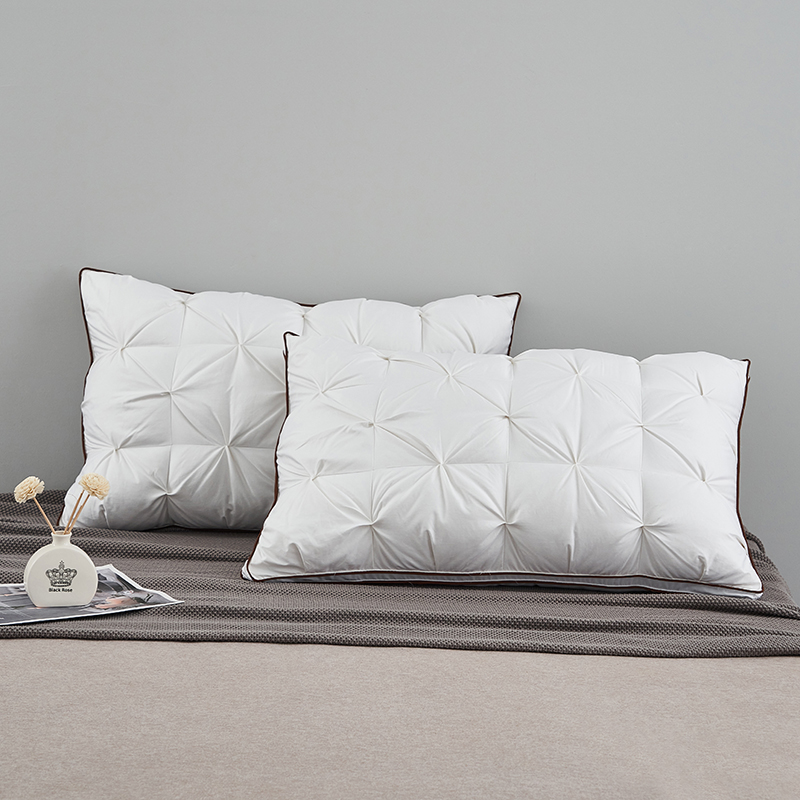 หมอนอิงเทคโนโลยี Twisted Goose Down หมอนอิงเทคโนโลยี Twisted Goose Down