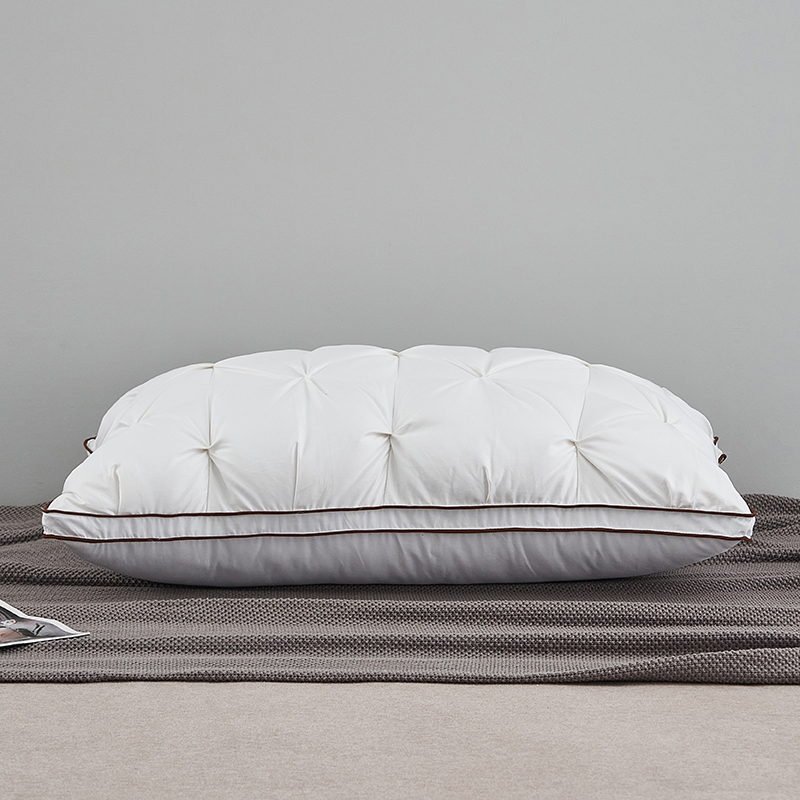 หมอนอิงเทคโนโลยี Twisted Goose Down หมอนอิงเทคโนโลยี Twisted Goose Down