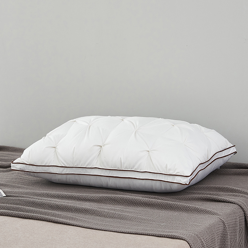 หมอนอิงเทคโนโลยี Twisted Goose Down หมอนอิงเทคโนโลยี Twisted Goose Down